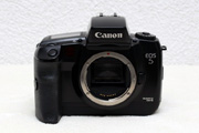 Canon EOS 5QD Body Front View