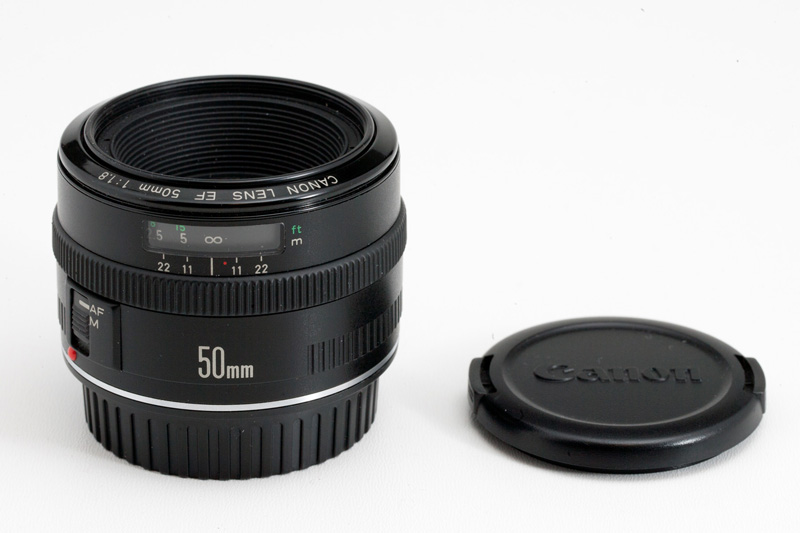 Canon EF 50mm F1.8 Side View showing focus ring and scale