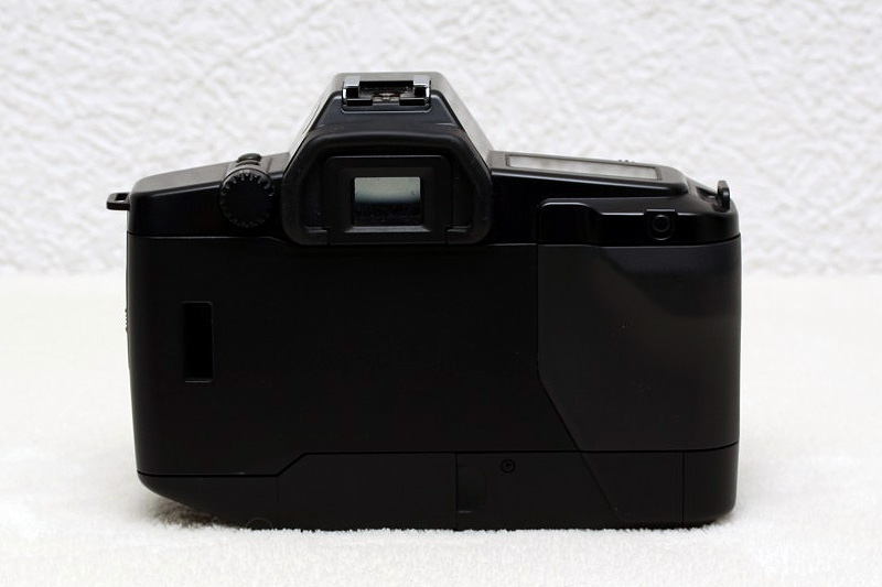 Canon EOS 650 Body Back View