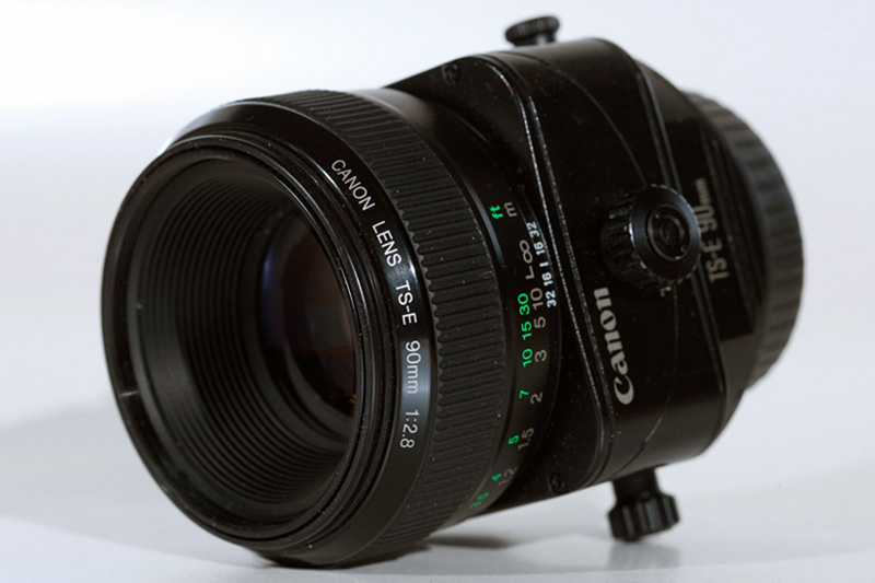 Canon TS-E 90mm F2.8 Frontal Side View showing model name inscription