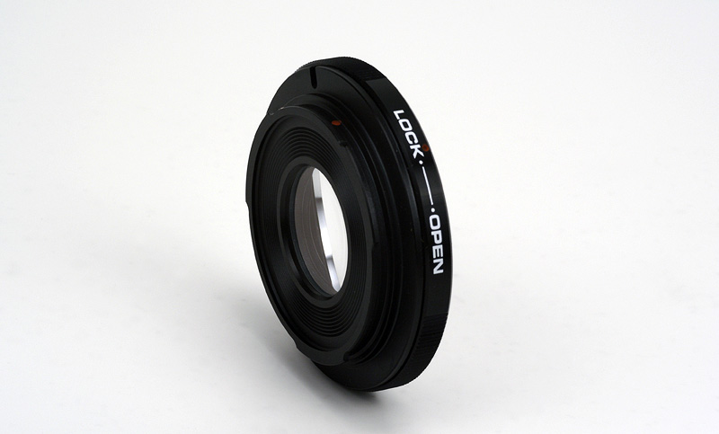 Hama C/FD to C/EF Adapter Back View