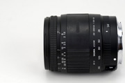 Sigma SAF 28-200mm F3.8-5.6 for Canon EF Side View