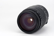 Sigma SAF 28-200mm F3.8-5.6 for Canon EF Front View